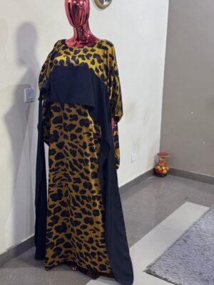 Tiger skin patterned crepe boubou Free size (Size 14-18)
- FMU 2020